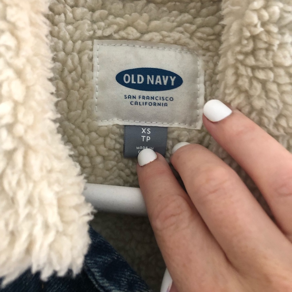Old Navy Sherpa Denim Jacket XS - Picture 2 of 3
